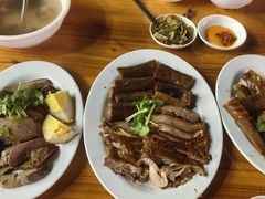 -乌文新澄海卤鹅店