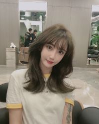 -东秀护肤造型