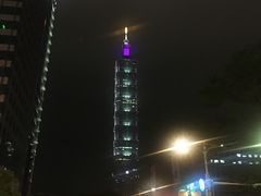 -诚品(信义店)