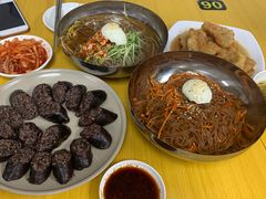 冷面-屋里家延边朝鲜族冷面(南园店)