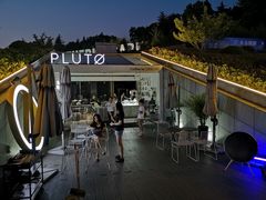 -UNI UNI(环亚凯瑟琳店)