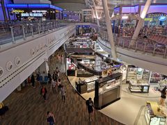 -王权免税店(普吉机场店)