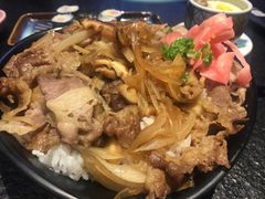 日式小牛盖饭定食-东京爱上大连(中央大道店)