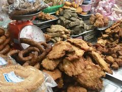 -瓦洛洛传统市场