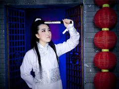 白玉堂-九月鹰飞汉服摄影工作室