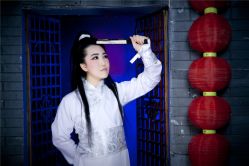 白玉堂-九月鹰飞汉服摄影工作室