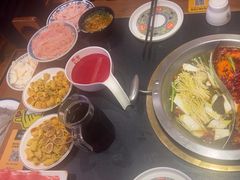 -沸炉重庆老火锅(军事博物馆店)