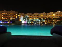 夜晚的酒店-三亚亚龙湾凯莱仙人掌度假酒店