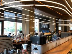 -星巴克臻选(上海虹桥新天地三店)