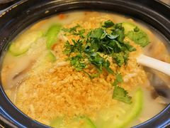 -港丽餐厅(高德置地店)