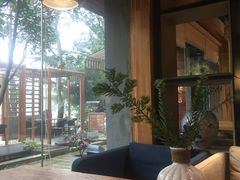 卡座-谷咖啡·鲜花绿植花园餐厅