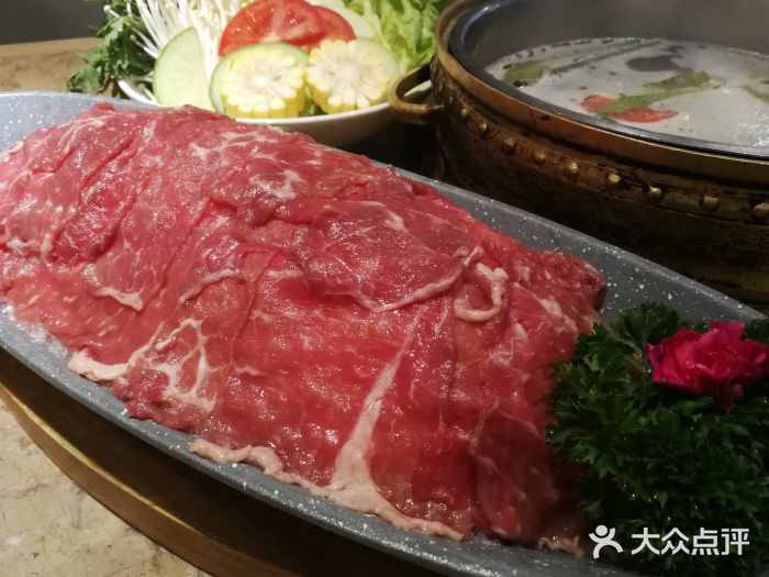 酸喜·三度酸·贵州味现切牛肉拼盘图片