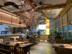 -蜜桃餐厅·伴山(湖滨商业街店)