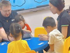 -英孚教育青少儿(滨江中心)