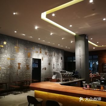 最近红红火火的网红商场