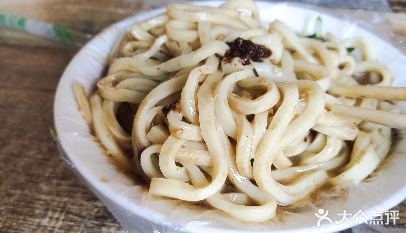 独特的味道，吃过一次就吃不下别家的米线了
