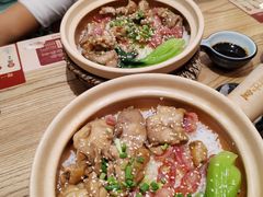 -煲仔皇腊味煲仔饭(经四万达店)