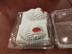 -红宝石·鲜奶小方·海派西点房(南丹店)