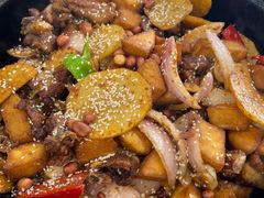 -老钟家烤羊排·敦伊阁清真餐厅胡羊焖饼