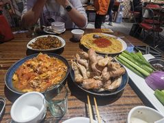 -蚝堡海鲜·威海菜·海肠捞饭·烧烤·亚洲吃蚝公司(幸福门店)