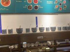 -尚尚仙·酸汤猪手·猪肚鸡火锅(华联万柳购物中心店)