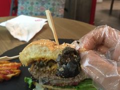 -HIGH FIVE哈福手工汉堡(桂林路店)