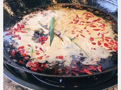 -周幺妹重庆老火锅(银泰城总店)