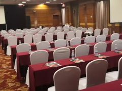 -曲江惠宾苑宾馆(大雁塔大唐不夜城店)