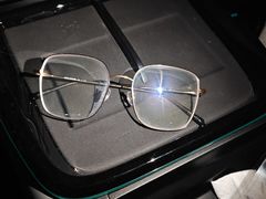 -天空之镜眼镜店蔡司依视路授权店(天通苑店)