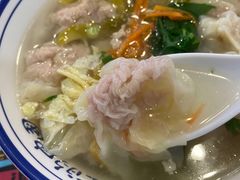 -长人馄饨铺(解放街店)