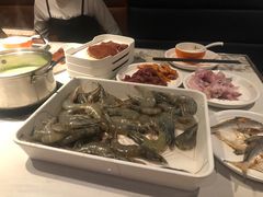 -锅儿欢海鲜火锅烤肉自助餐(东港凯虹店)