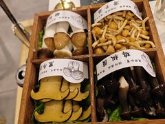 -椰子湾·海南火锅·糟粕醋·椰子鸡(正大广场店)