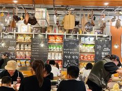 -WOW LUCKY创意韩料(龙阳广场店)