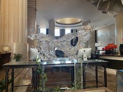 -天津京基皇冠假日酒店