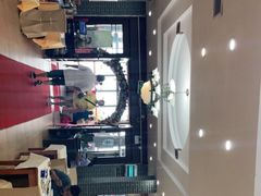 大堂-鹏城人家海鲜酒家·23年老字号(较场尾店)