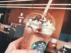 -星巴克臻选(上海虹桥新天地三店)