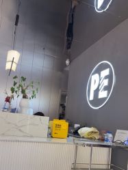 -PE SALON