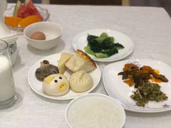 -南京双门楼宾馆(盐仓桥地铁站阅江楼店)