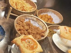 -齐河孔雀王温泉酒店·金孔雀自助百汇