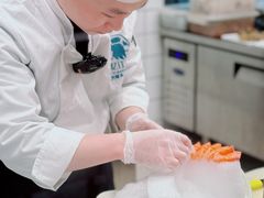 -忆江南·临江鱼馆