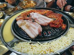 -胡悦里韩式烤肉(芝罘万达广场店)