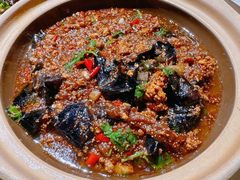 -蚝堡·生蚝海鲜烧烤物种起源•海肠捞饭(刘公岛店)