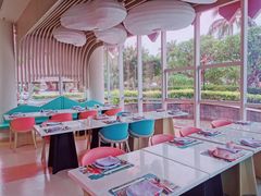 -水桶王国主题餐厅·聚会·生日派对·亲子活动·家庭套餐(亚龙湾希尔顿店)