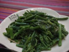 -香巴拉云南餐厅(华莱坞店)