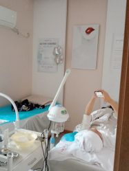 -成都苗方清颜专业祛痘