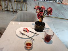 -Fridi Patisserie Cafe