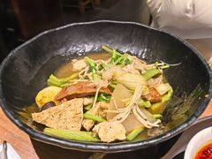 -万记麻辣烫国展总店