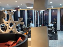 -TOP HAIR SALON