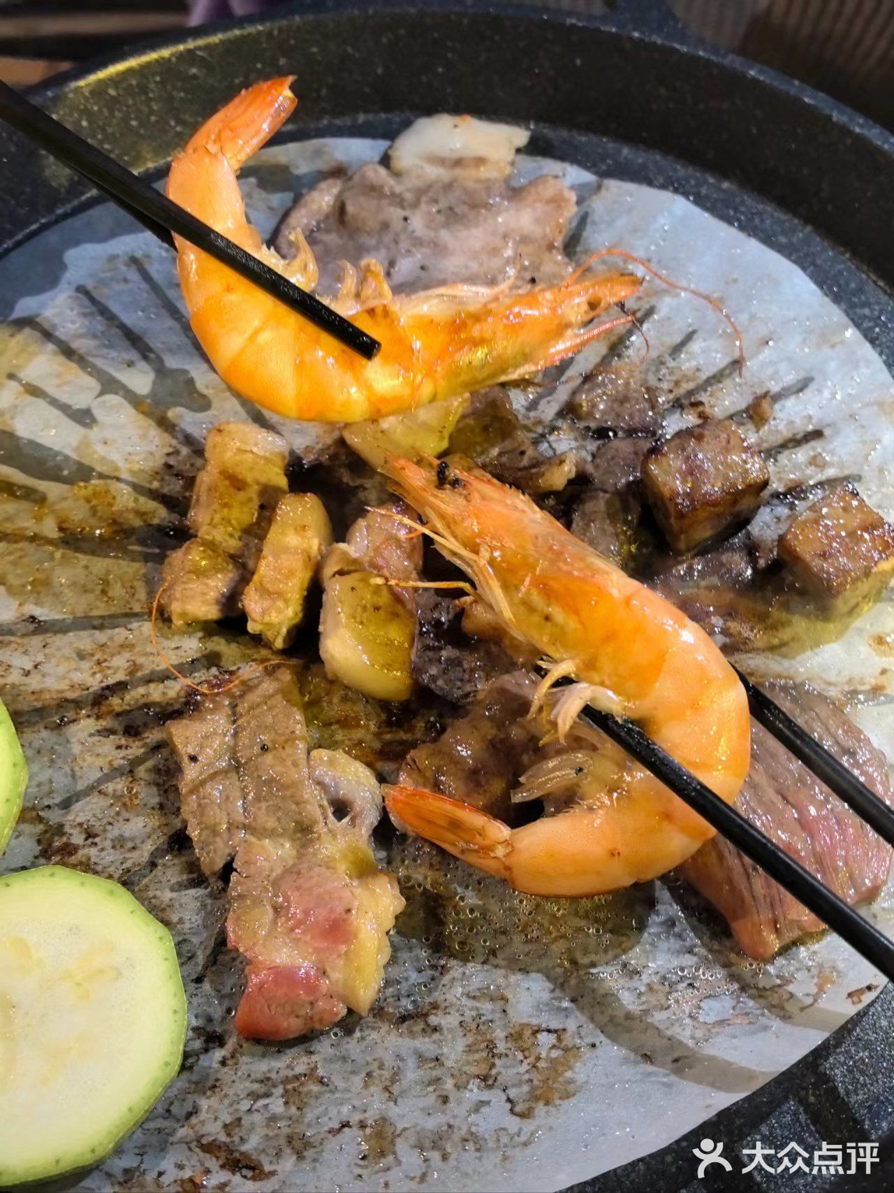 在南滨路绝美悬崖烤肉店