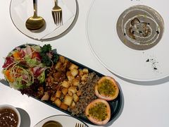 -露露家咖啡店